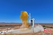 测试姻缘我国首颗地球物理场探测业务卫星“张衡一号”02星成功发射